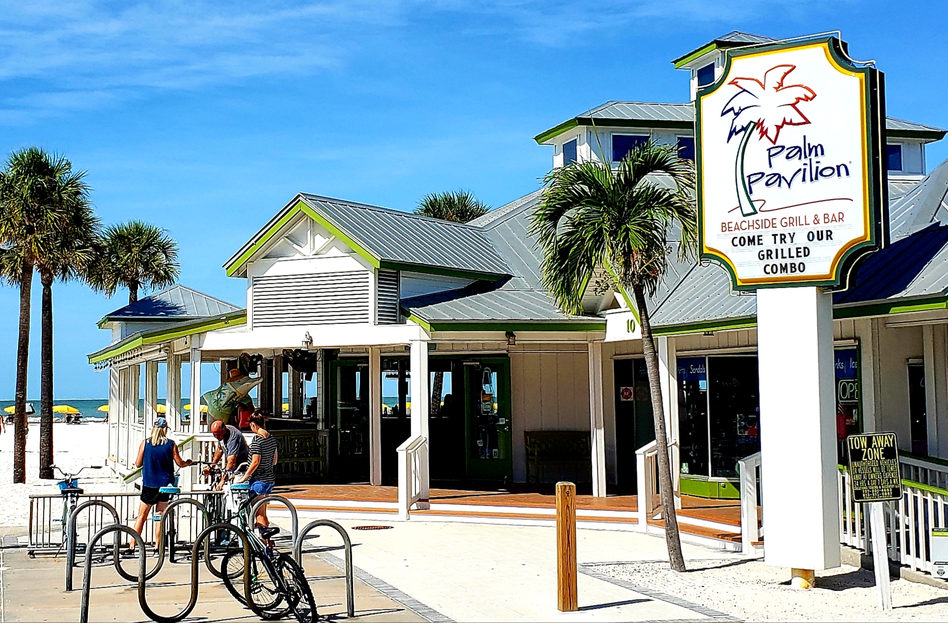 Fun Places to Eat on Clearwater Beach - Family Beautiful
