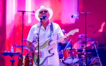Will Johns Rocks Sarasota Before Eric Clapton Festival and Book Release Will Johns Fogartyville concert